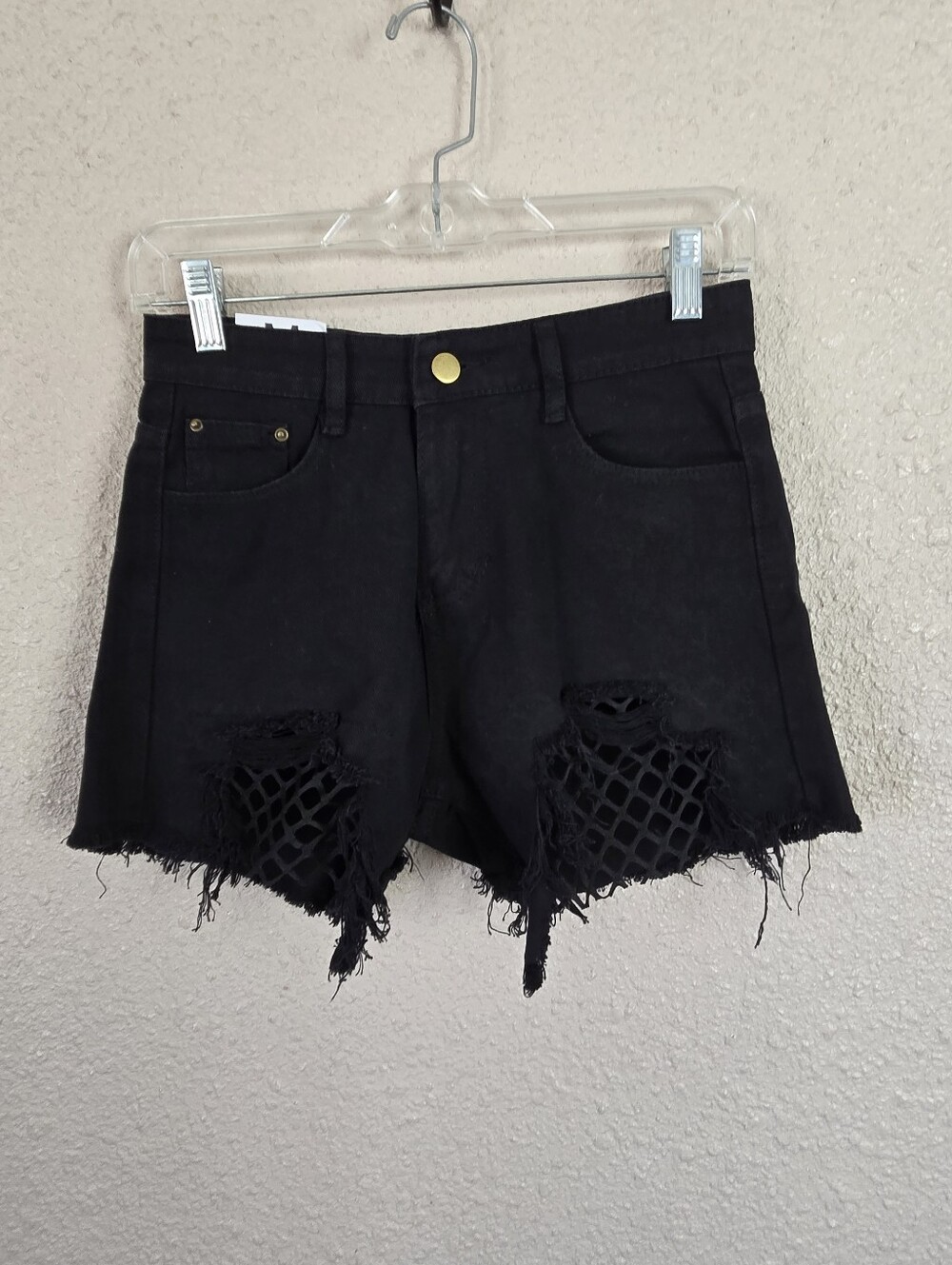KKillero Black Distressed Look Ripped Shorts Size Medium New With Tags $2D1125